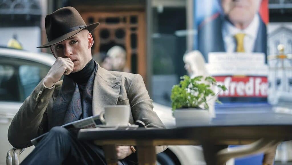 是枝裕和監督と新作で初タッグ、エディ・レッドメイン、『ジャッカルの日』より