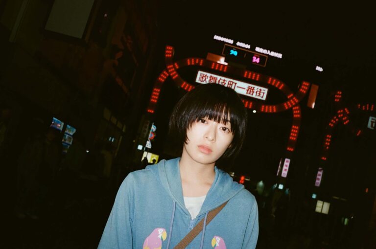 森七菜×長久允監督、初タッグで描く衝撃作──映画『炎上』4月10日公開