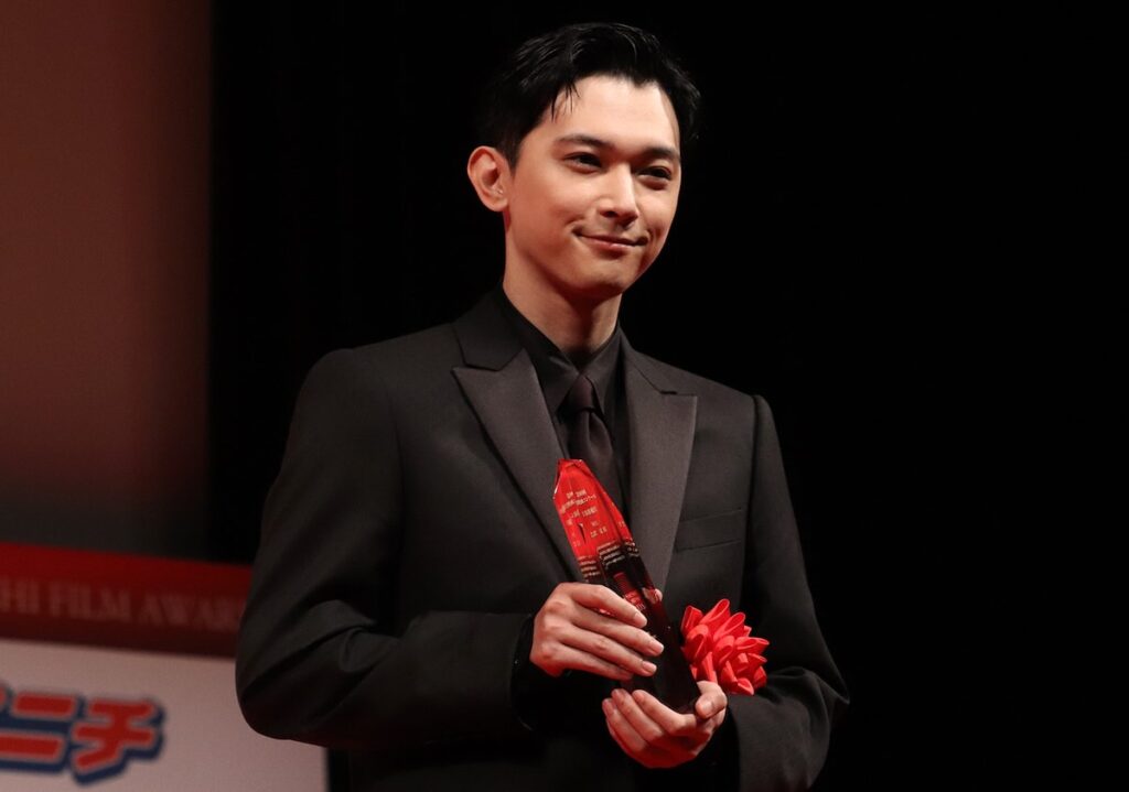 吉沢亮、第80回毎日映画コンクール贈呈式にて