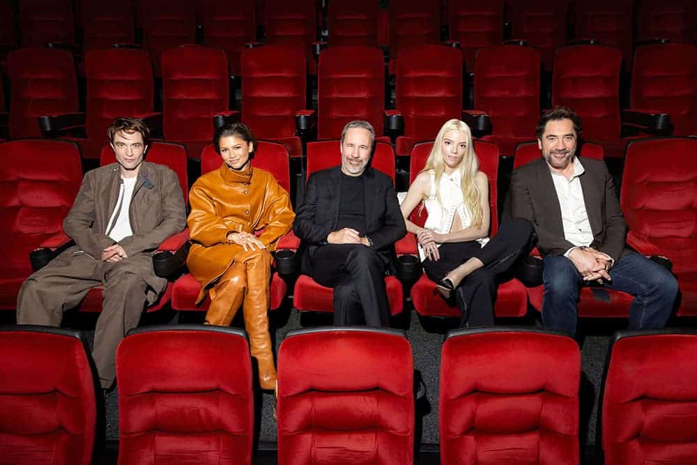 (左から)ロバート・パティンソン、ゼンデイヤ、ドゥニ・ヴィルヌーヴ監督、アニャ・テイラー=ジョイ、ハビエル・バルデム