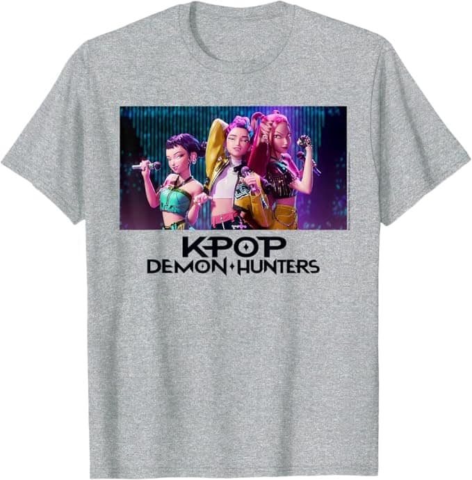 KPOPガールズ デーモン・ハンターズ グッズ Huntrix Group Singing Tシャツ