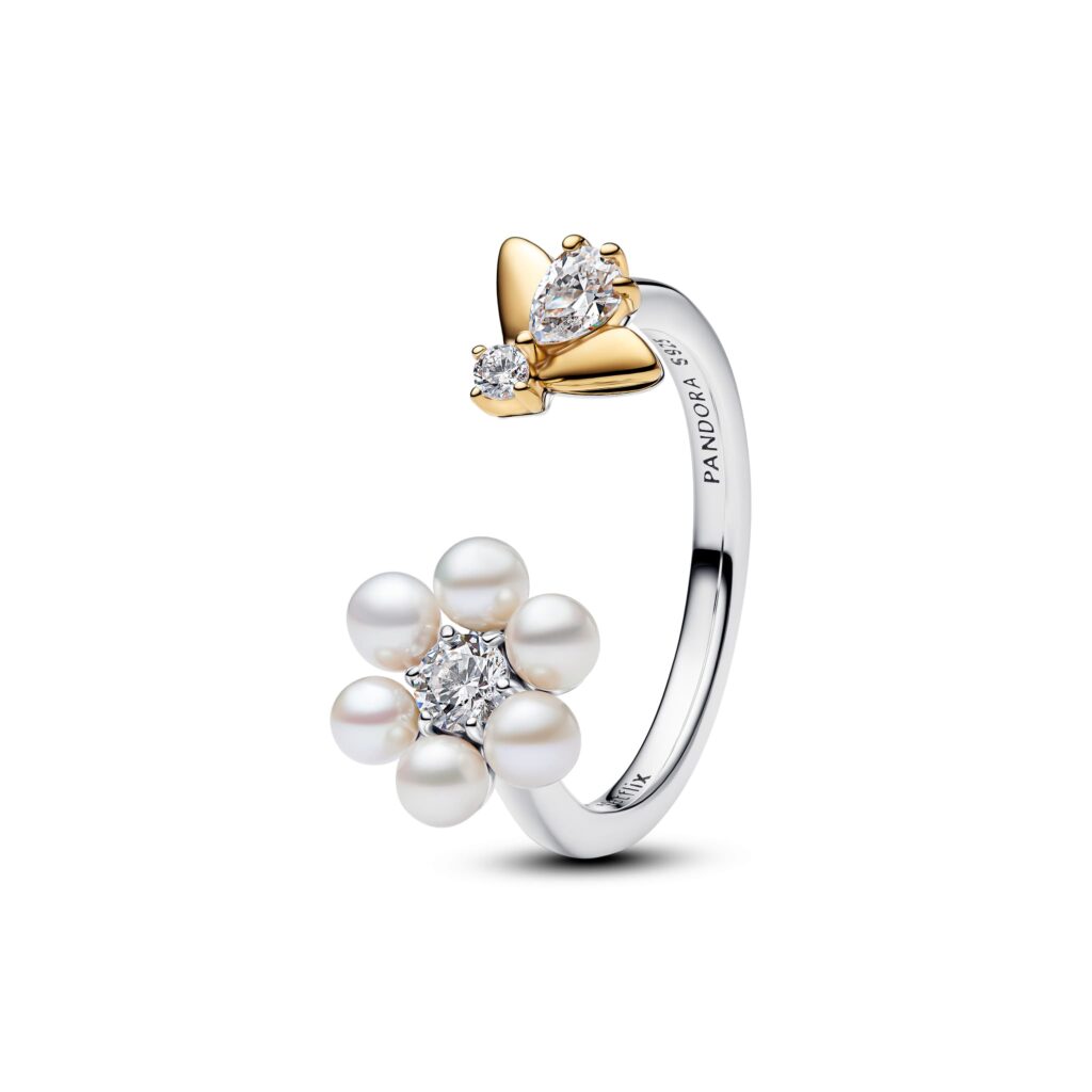 Bridgerton Bee & Treated Freshwater Cultured Pearl Flower Open Ring(¥26,400)