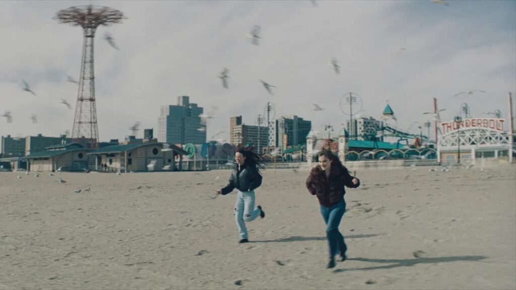 『ANORA アノーラ』より