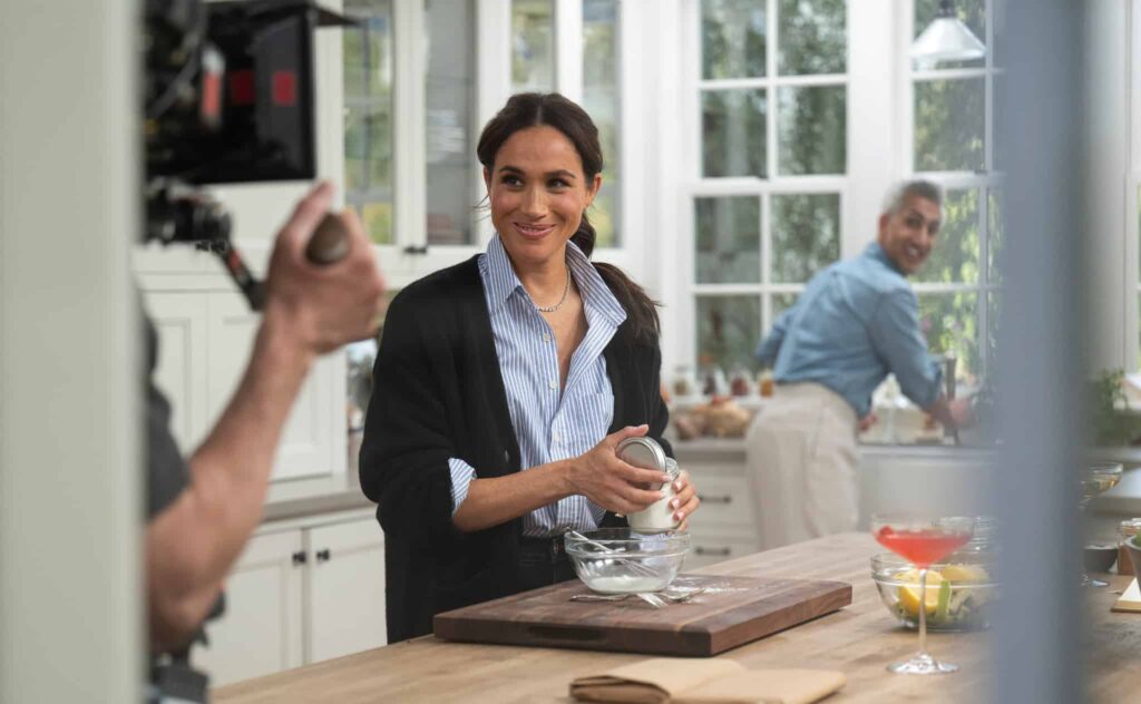 メーガン妃、Netflixシリーズ『ウィズ・ラブ、メーガン』シーズン2より 写真:Jake Rosenberg/Netflix