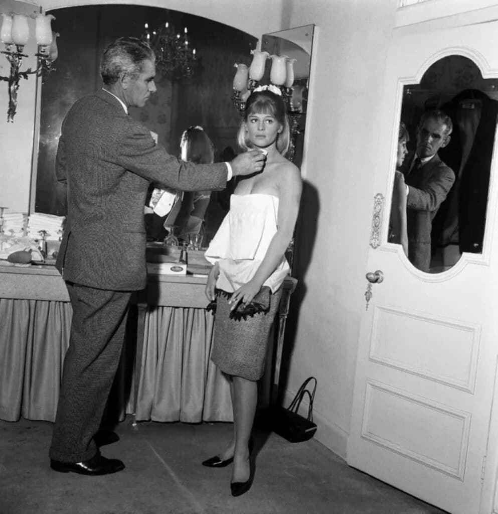 『ダーリング』