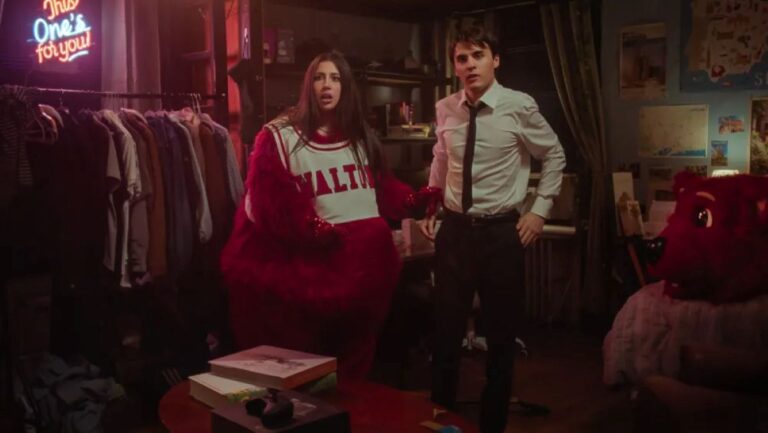 アダム・サンドラーの娘サディ主演『Roommates』Netflix配信決定