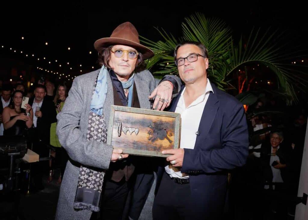 ジョニー・デップのラム酒ブランド「スリー・ハーツ・ラム」のローンチイベントにて