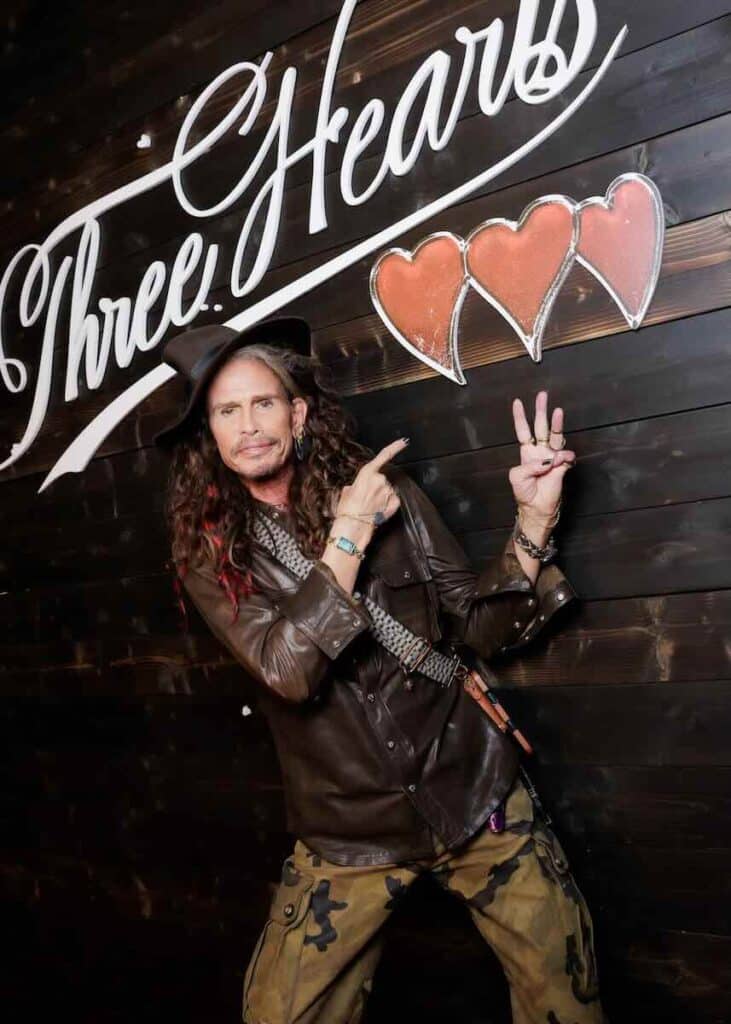 ジョニー・デップのラム酒ブランド「スリー・ハーツ・ラム」のローンチイベントにて