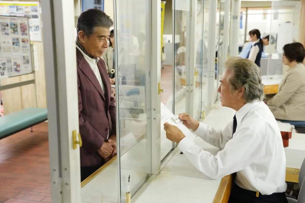 主演・舘ひろし、映画『免許返納!?』