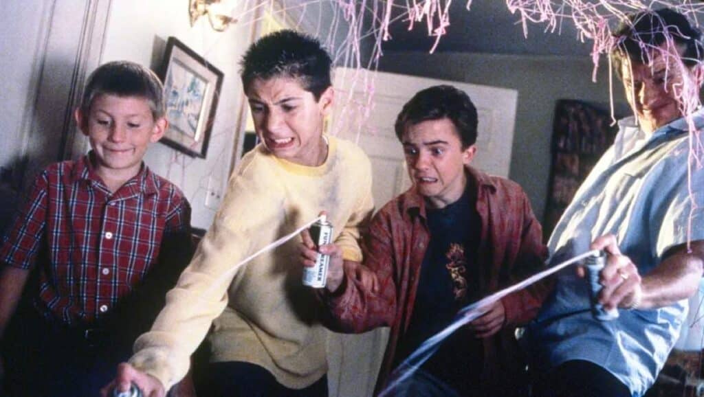 『マルコム in the Middle』復活もデューイ不在の理由とは？　元子役の現在に注目