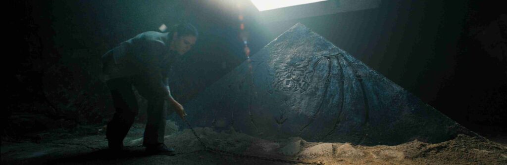 新作ホラー『THE MUMMY／ザ・マミー 棺の中の少女』新場面カット