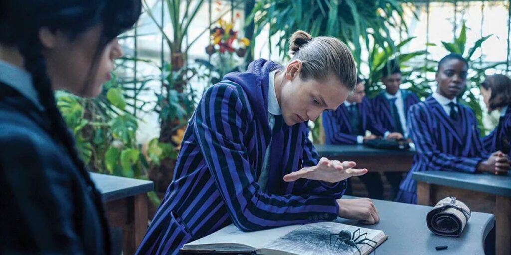 『ウェンズデー』シーズン1 パーシー・ハインズ・ホワイト