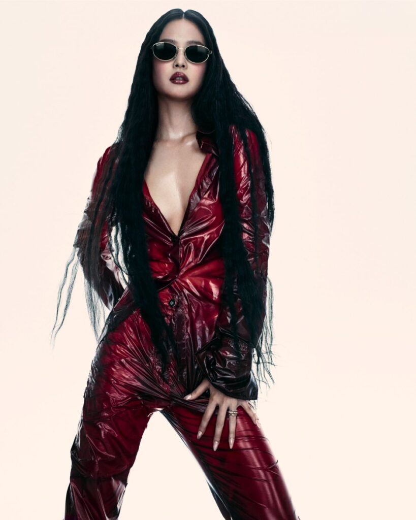 BLACKPINKジェニーがレイバンと公式契約|新アンバサダー就任の舞台裏