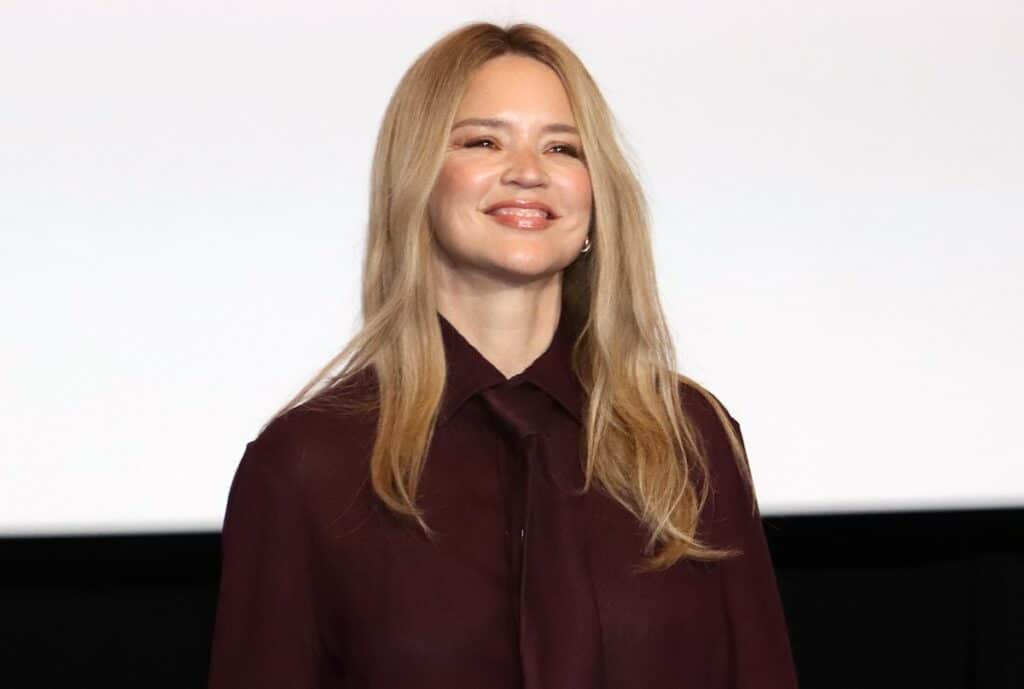 『急に具合が悪くなる』岡本多緒が感涙 カンヌ女優賞後初の日本舞台挨拶