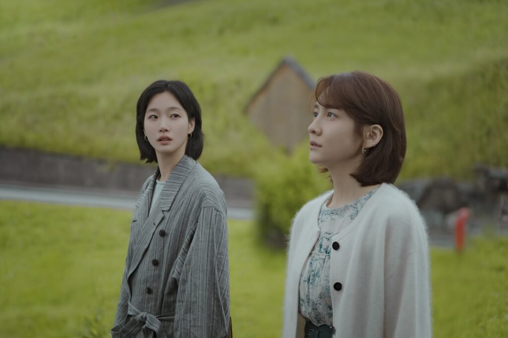 Netflix韓国ドラマが百想芸術大賞を総なめ