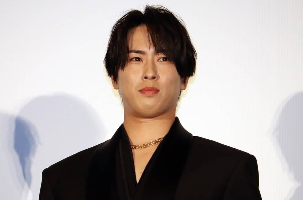 本木雅弘『黒牢城』初日舞台挨拶で“名司会ぶり”発揮 菅田将暉ら共演者も爆笑の舞台裏