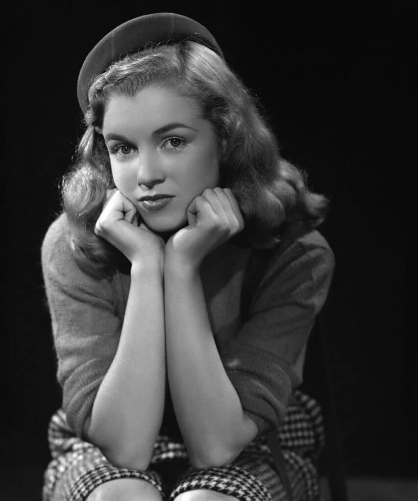 マリリン・モンロー(当時は「ノーマ・ジーン」名義)、1946年撮影