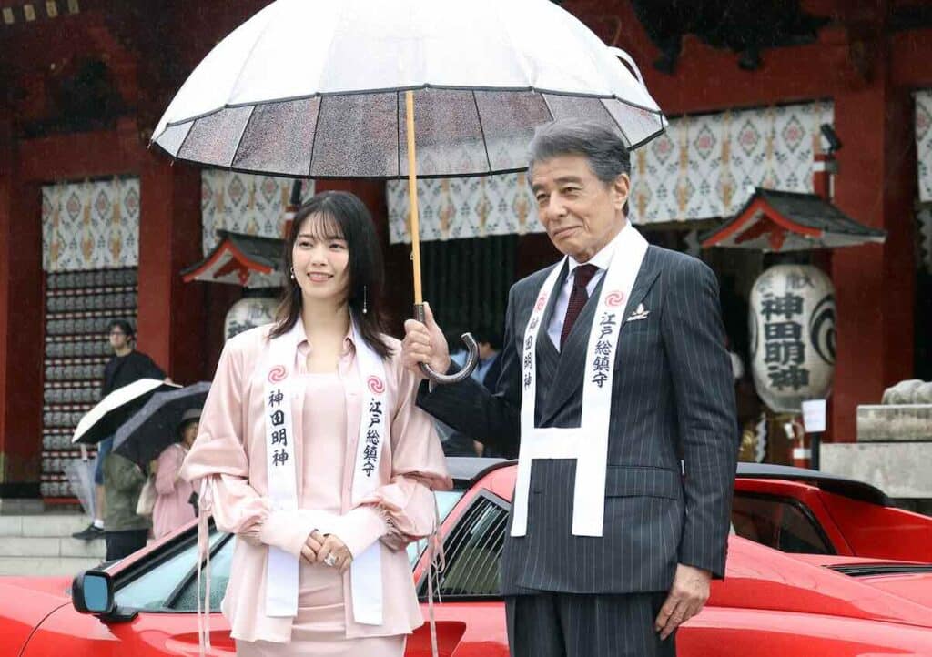 舘ひろし 映画『免許返納!?』ヒット祈願 神田明神で西野七瀬と成功祈願