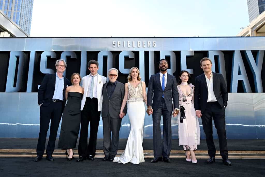 スピルバーグ新作『ディスクロージャー・デイ』NYプレミア開催！エミリー・ブラントら豪華キャスト陣が語る、“異次元の舞台裏”とは