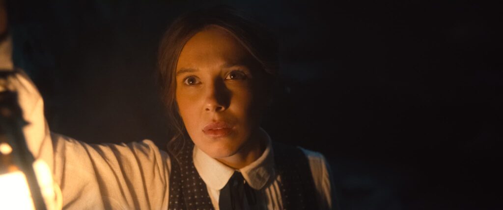 Netflix映画『エノーラ・ホームズの事件簿3』より