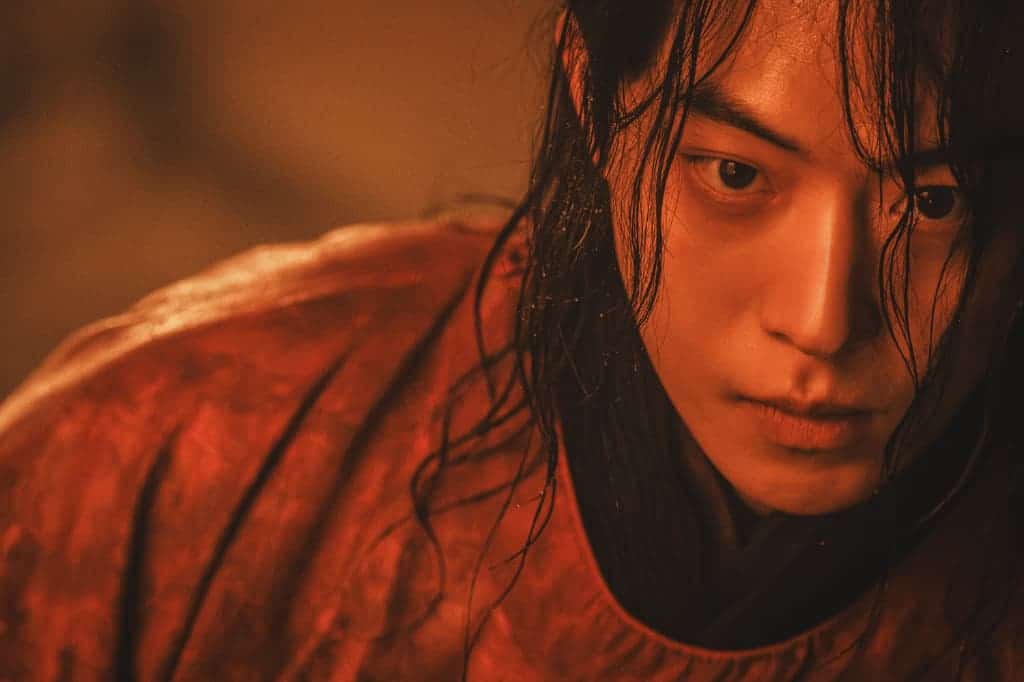 Netflixシリーズ『トングン －呪いの宮－』より 