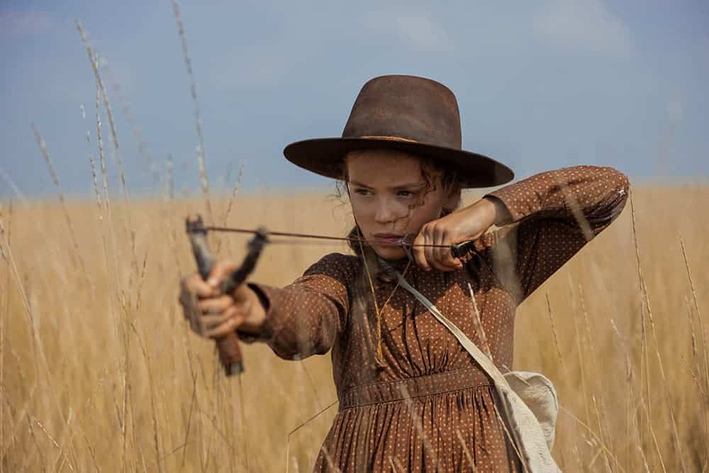 アリス・ホールジー、Netflixシリーズ『大草原の小さな家』より 写真:Eric Zachanowich/Netflix