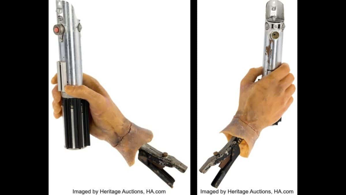 『スター・ウォーズ』ライトセーバーが約6億円で落札　「私はお前の父だ」名場面で使用、史上最高額を記録