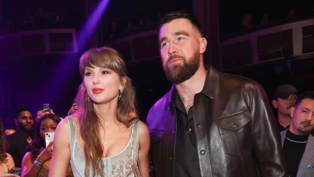 テイラー・スウィフト&トラビス・ケルシー 写真:Kevin Mazur/Getty Images for iHeartRadio