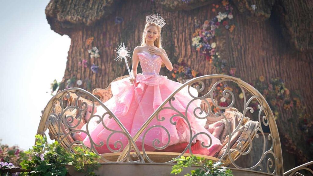 アリアナ・グランデ、『ウィキッド ふたりの魔女』より