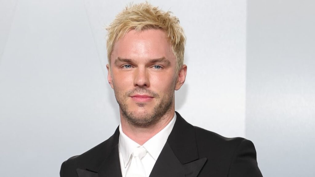 ニコラス・ホルト、『ハリー・ポッター』ドラマ版のロックハート役に抜擢！ケネス・ブラナーの伝説的ハマり役を継承へ