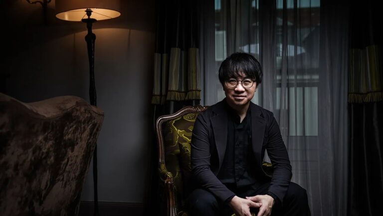 新海誠監督が新作映画を制作中