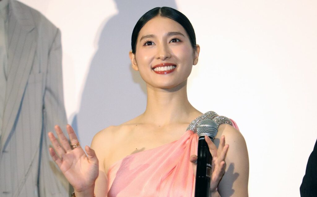 土屋太鳳