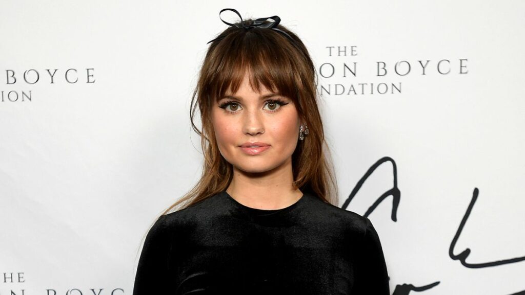 元ディズニー・スターのデビー・ライアン、5度目の脳震盪後に脳損傷「人生を一変させた」経験を告白