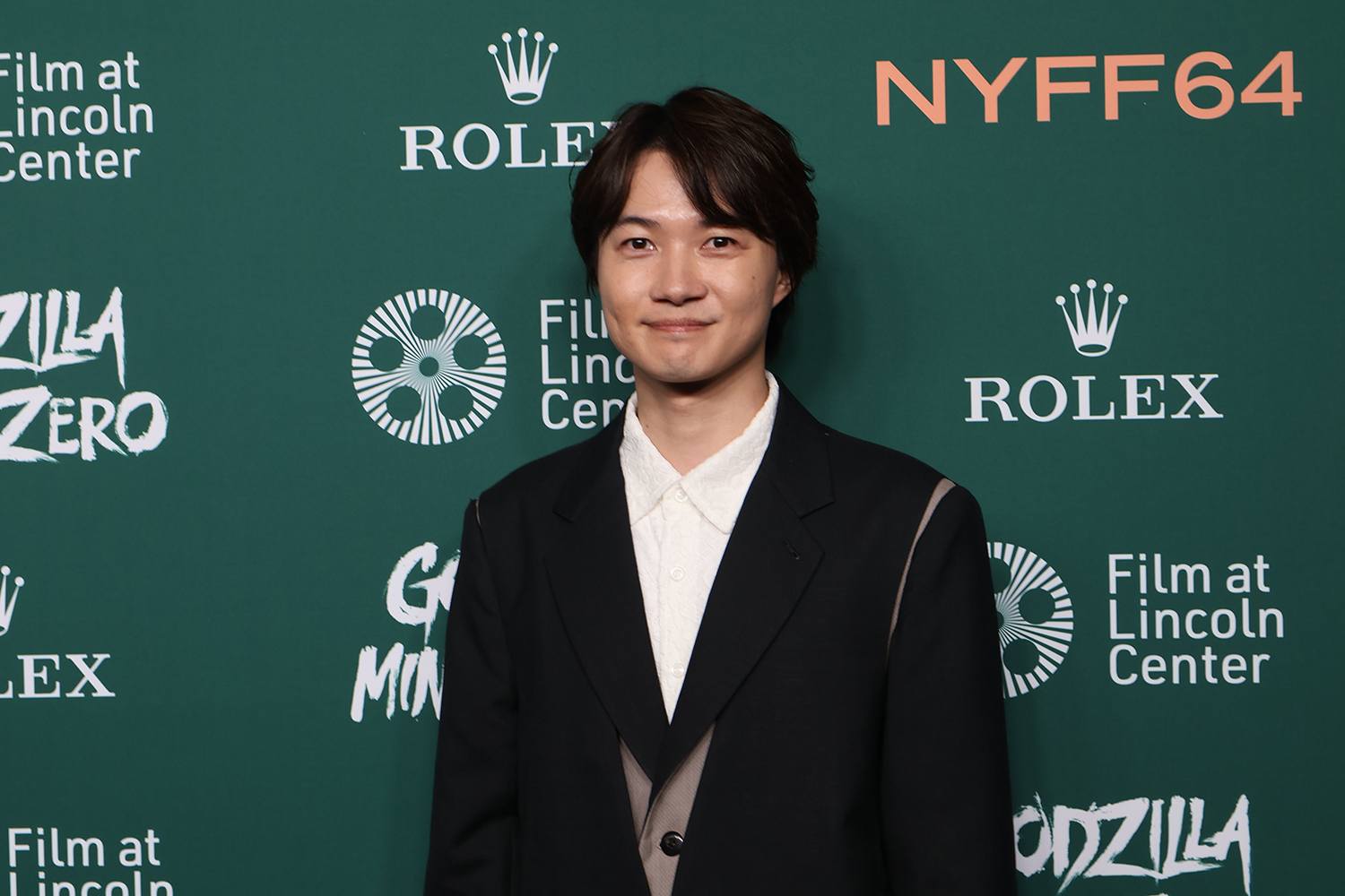 神木隆之介、『ゴジラ-0.0』ワールドプレミアのレッドカーペットにて