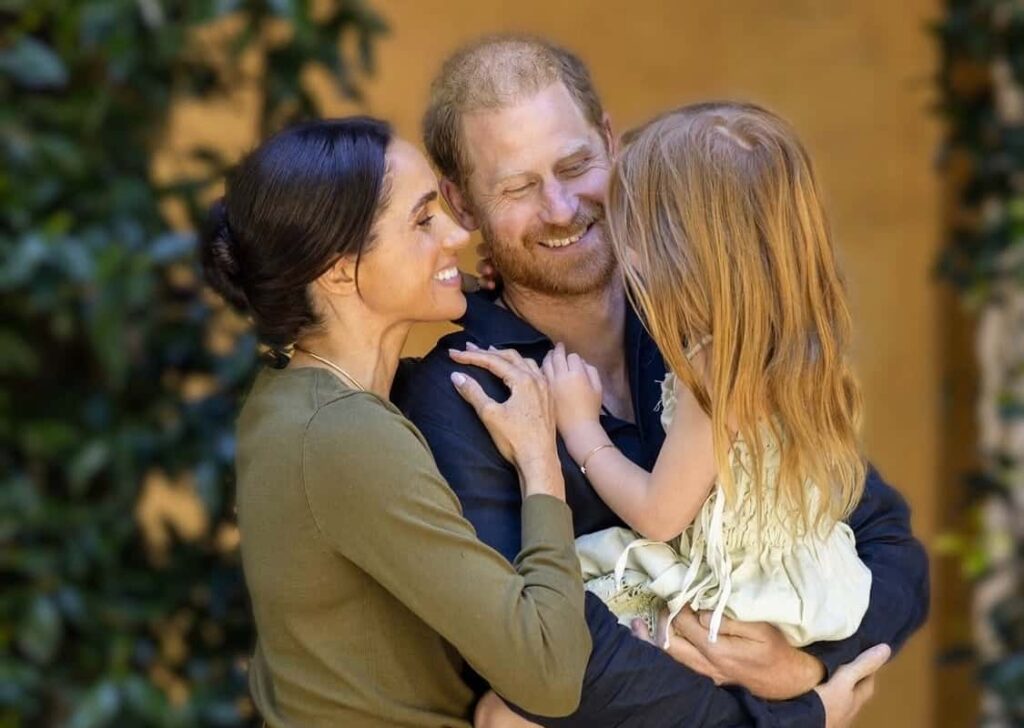 ヘンリー王子夫妻の子どもたちがイギリスで新学期！「2つの世界」を知る第一歩へ