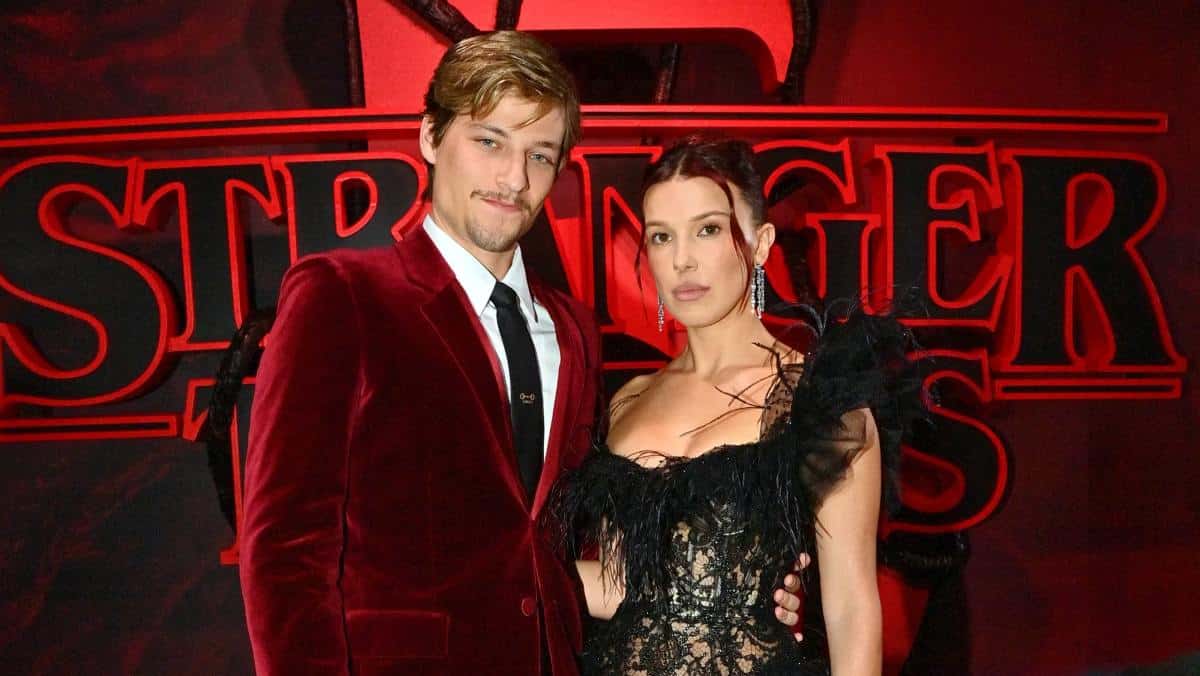 『ストレンジャー・シングス』ミリー・ボビー・ブラウン、第2子となる男児を養子に迎える──夫妻がSNSで写真を公開