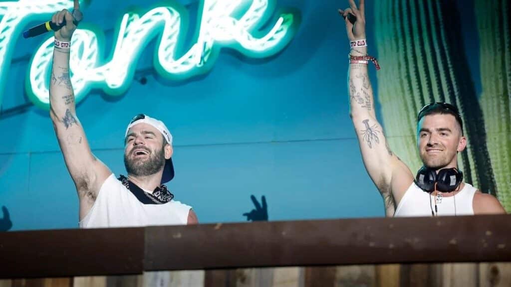 ザ・チェインスモーカーズ、米サンノゼ公演で14人搬送