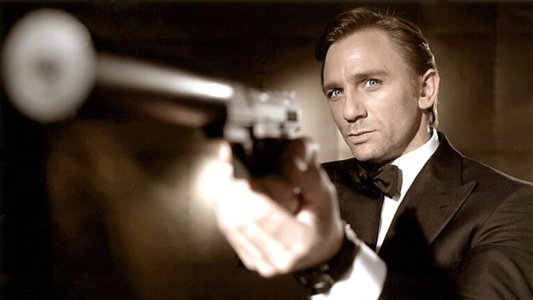 ジェームズ・ボンド役俳優に求められる資質とは？、ダニエル・クレイグ、『007／カジノ・ロワイヤル』より