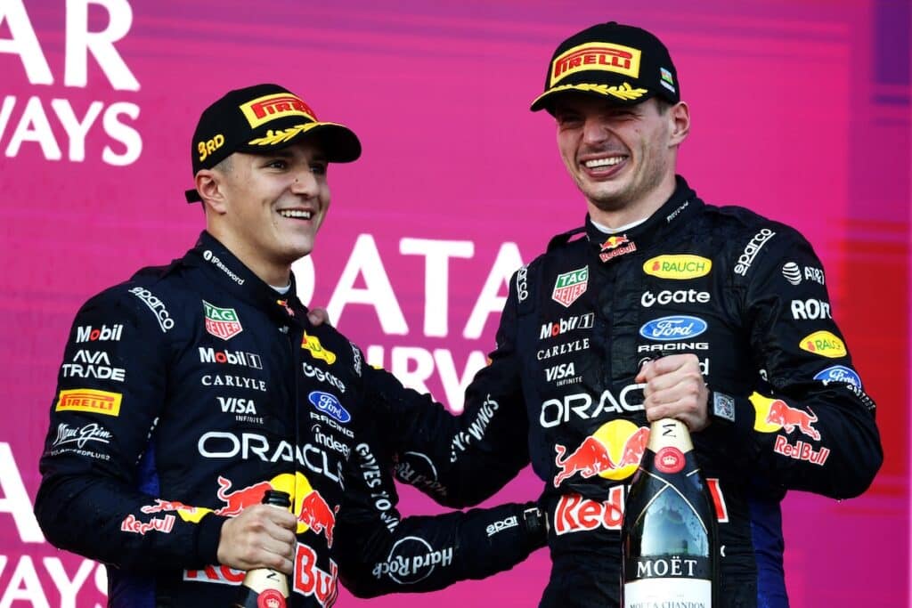 2026-azerbaijan-gp-race-report-russell-wins-verstappen-0196-seconds