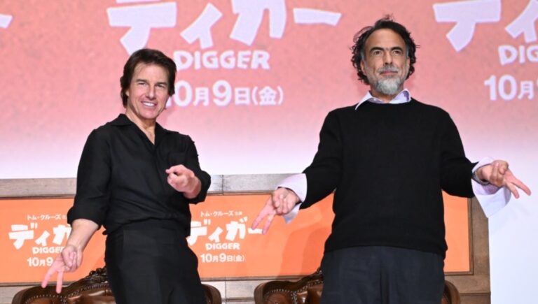 トム・クルーズ、26回目の来日で“ギャルピース”披露！ 新作『DIGGER／ディガー』で挑んだ新境地「失敗を恐れない」